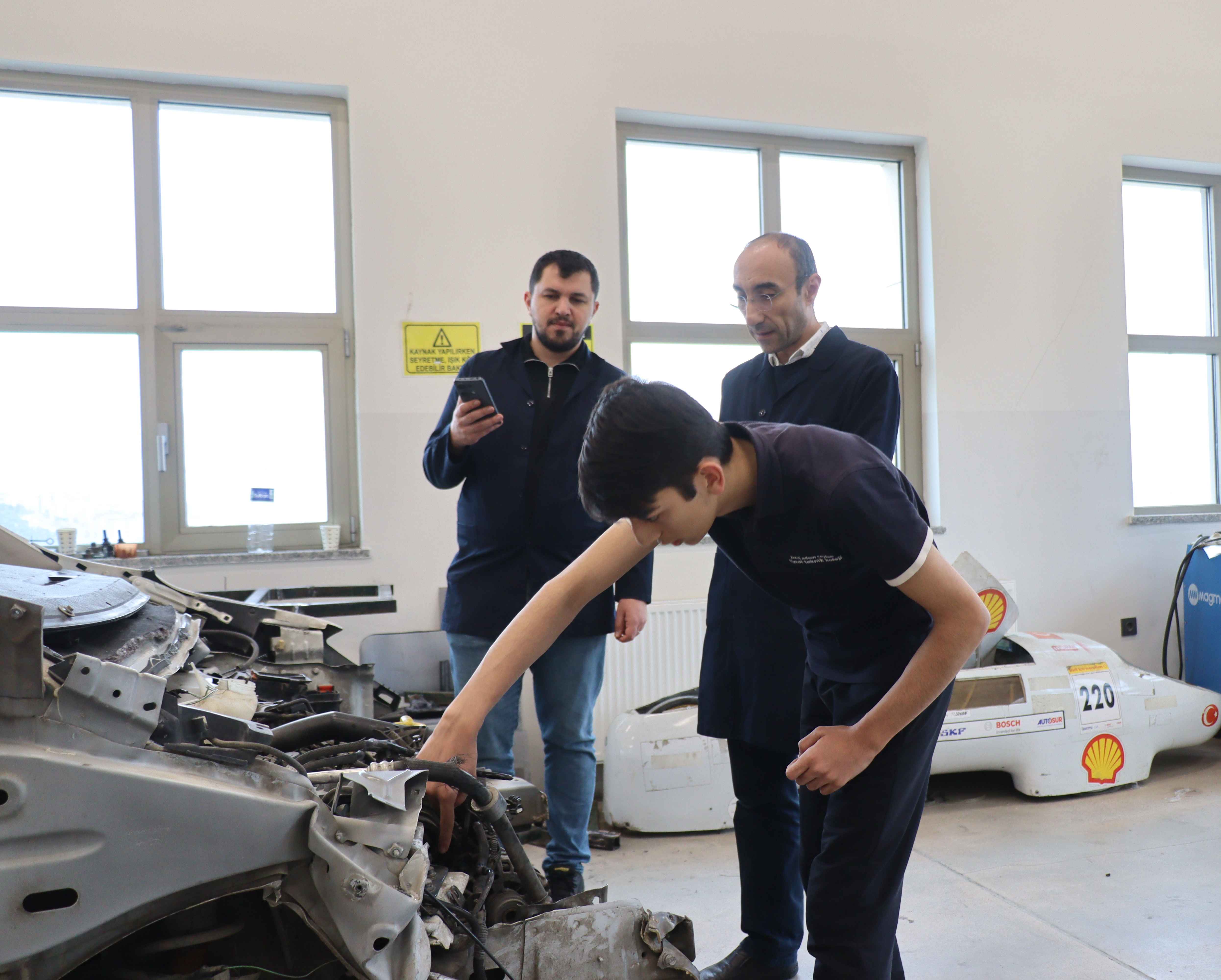 Elektrik-Elektronik ve Motorlu Araçlar Teknolojisi Alanı